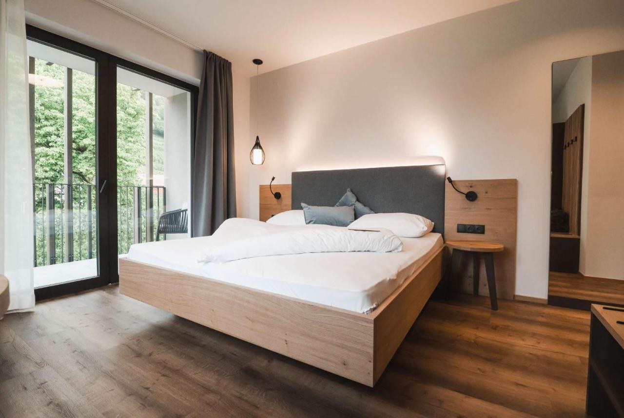 פרצ'ינס Guesthouse Karnatsch מראה חיצוני תמונה